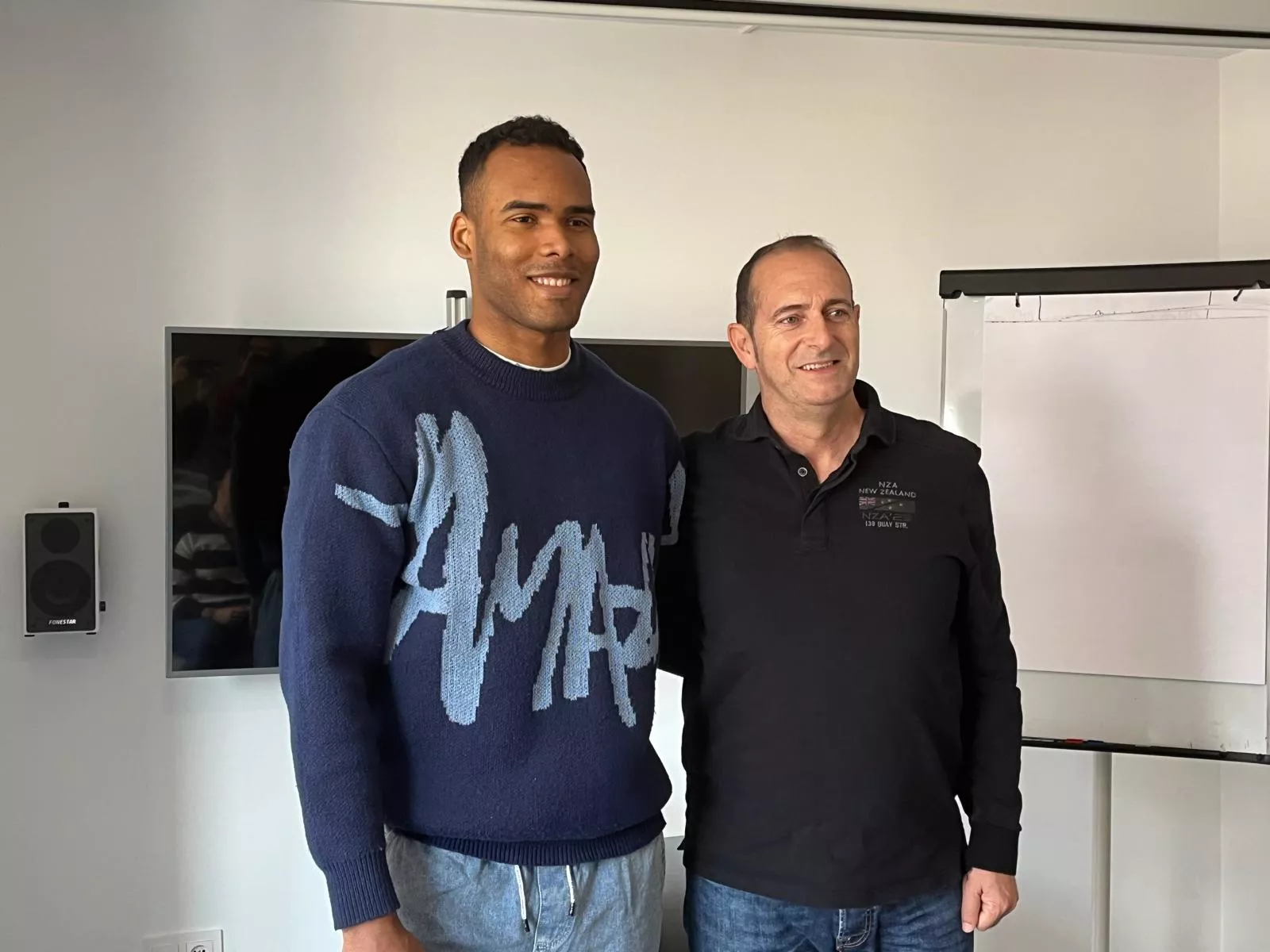 Nolasco y Frank Cordiés quieren el ambiente del domingo para el duelo ante Bidasoa