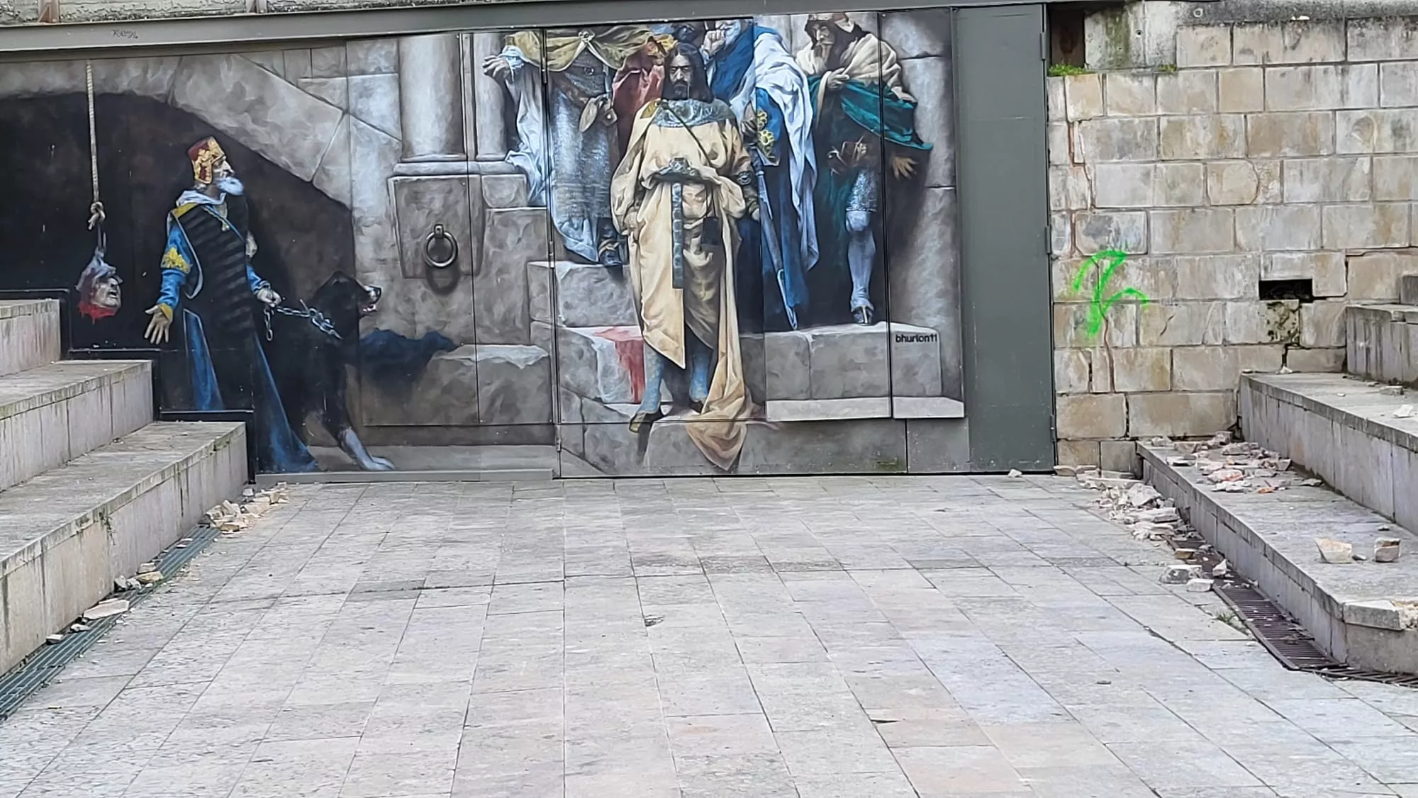 Desperfectos en la plaza General Alsina