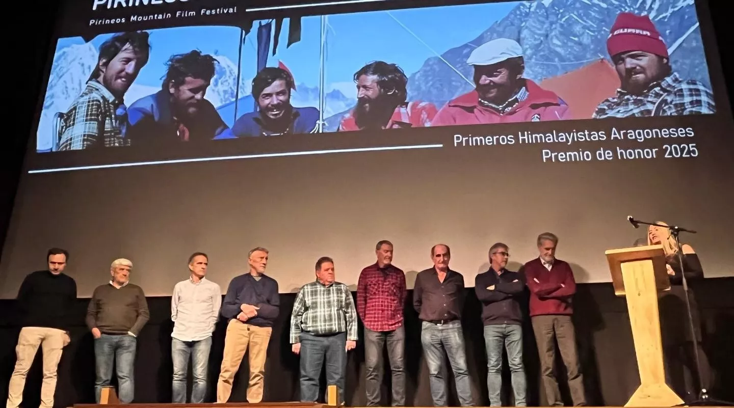 Premio de honor 2025 del Pirineos Mountain Festival a los primeros himalayistas aragoneses. Foto Mercedes Manterola