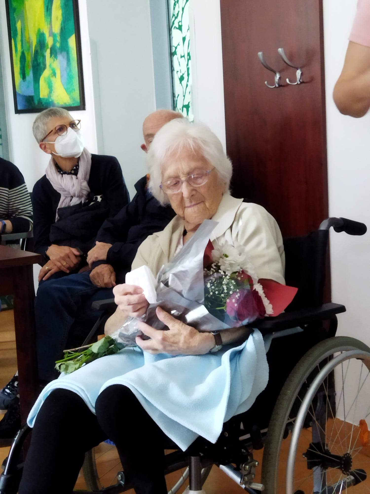 Hana Hnatova-Lustigová en la residencia de Praga donde recibió a los participantes en el programa del Holocausto de Inglada y Pérez.