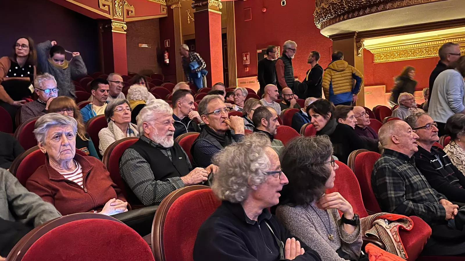 Premio de honor 2025 del Pirineos Mountain Festival a los primeros himalayistas aragoneses. Foto Mercedes Manterola