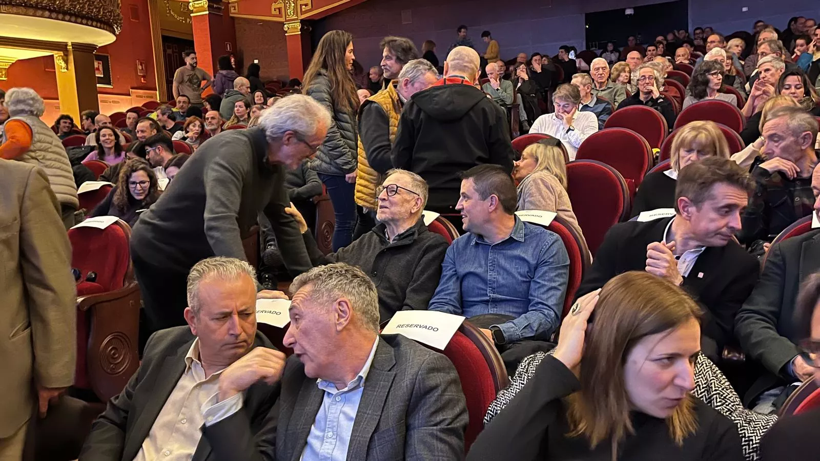 Premio de honor 2025 del Pirineos Mountain Festival a los primeros himalayistas aragoneses. Foto Mercedes Manterola