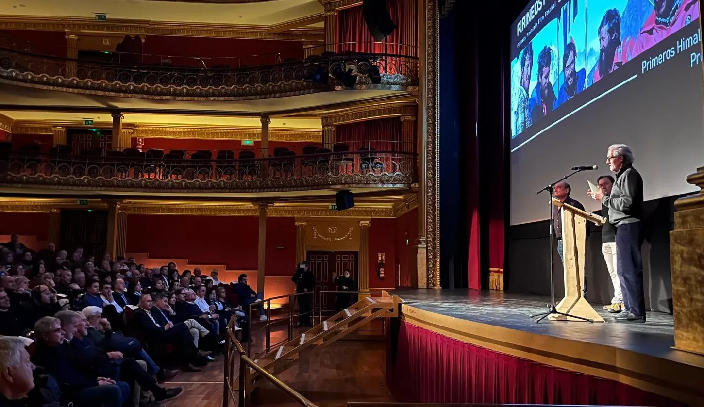 Premio de honor 2025 del Pirineos Mountain Festival a los primeros himalayistas aragoneses. Foto Mercedes Manterola