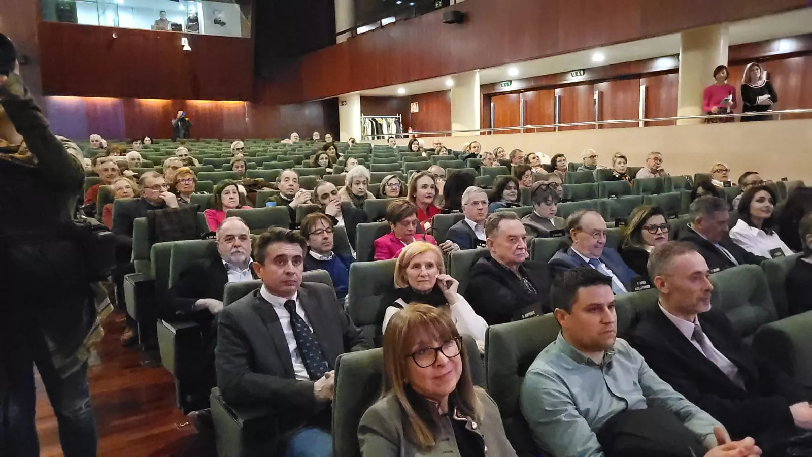 Conferencia Descubriendo a Cajal en la DPH