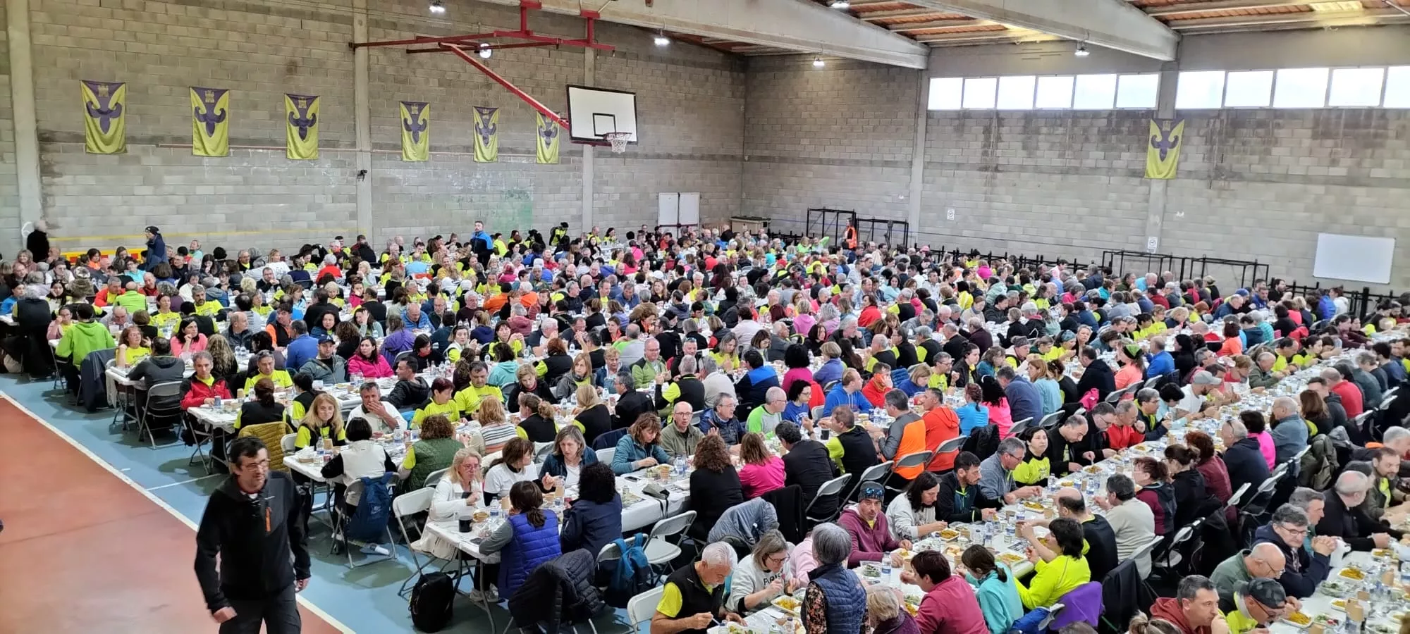 Jornada del sábado de la VIII Caminata en la Flor del Almendro de Ayerbe.