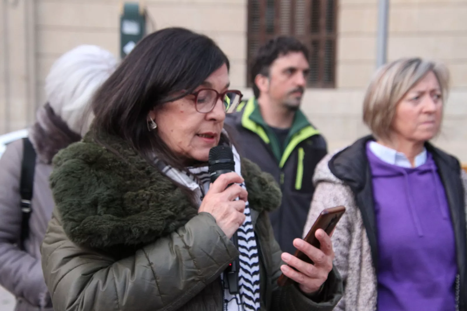 Enésima concentración en Huesca para exigir el STOP al genocidio palestino. Foto Carlos Neofato