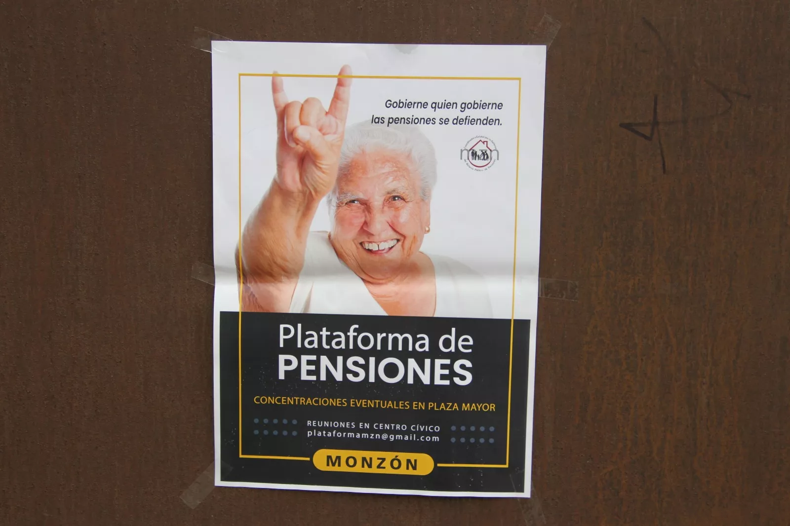 COESPE Aragón presentando en Monzón su decálogo reivindicativo del 2025. Foto Carlos Neofato