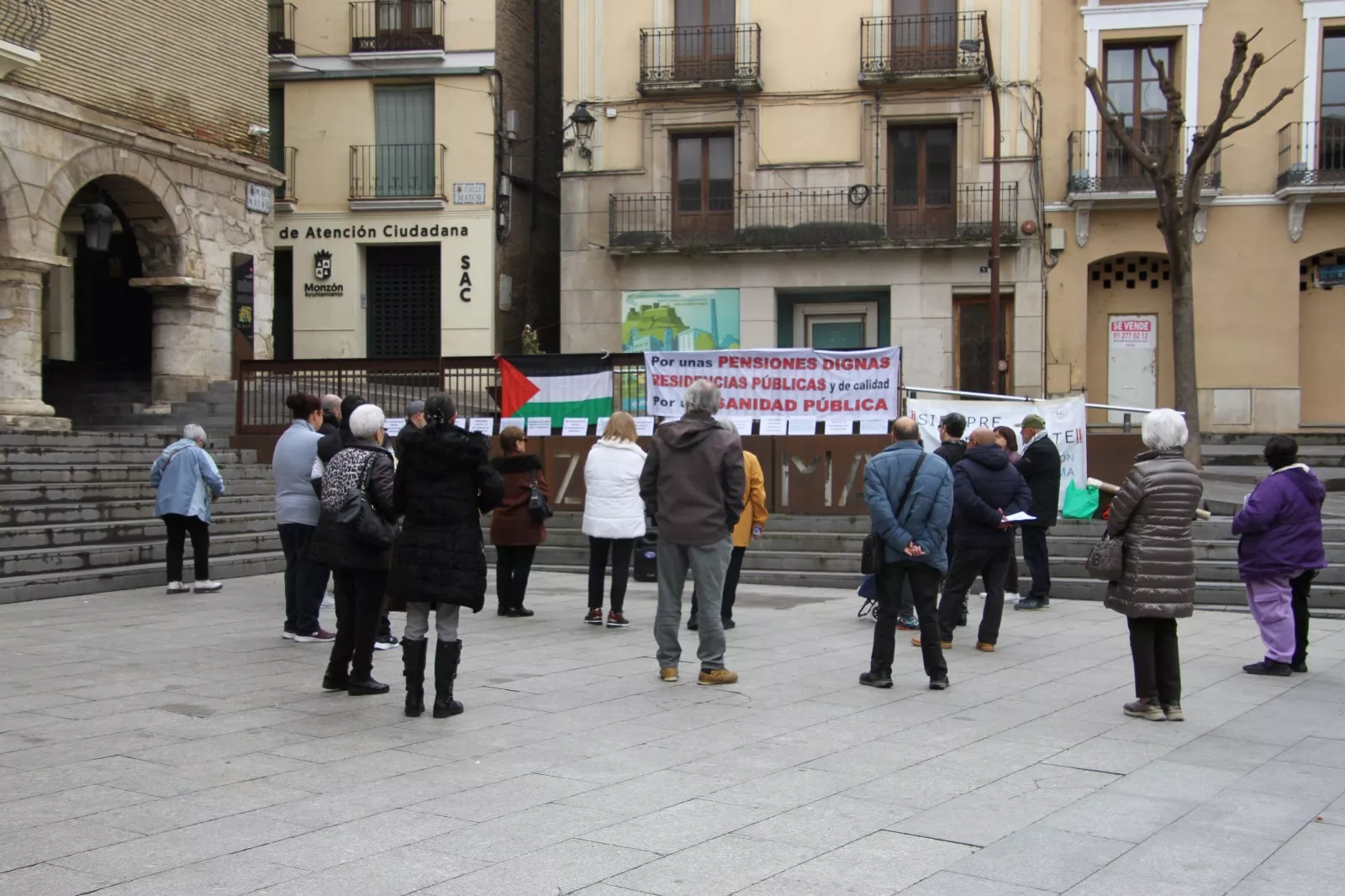 COESPE Aragón presentando en Monzón su decálogo reivindicativo del 2025. Foto Carlos Neofato