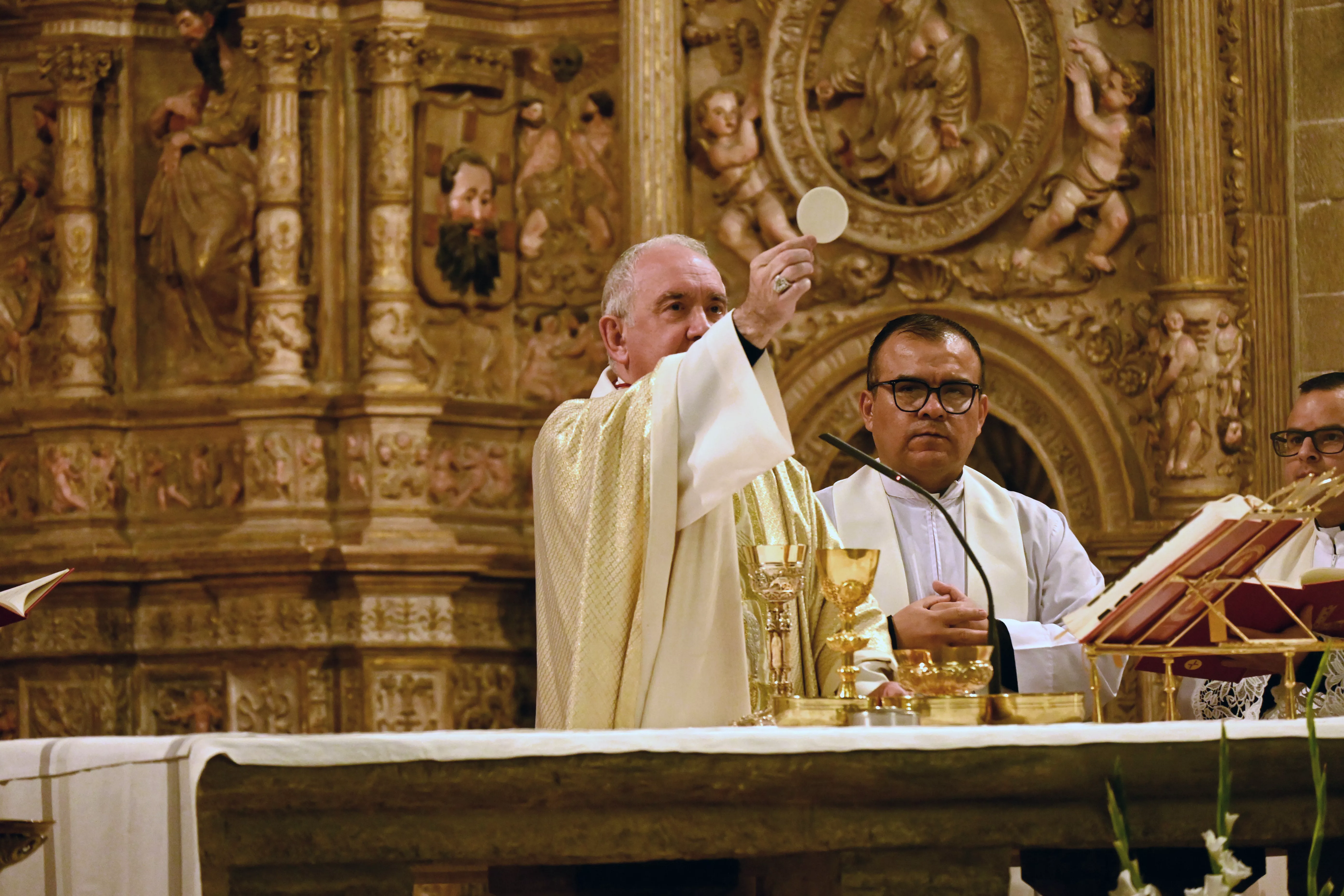 X Aniversario de monseñor Ángel Pérez Pueyo como obispo de Barbastro. Foto Carlos Jalle