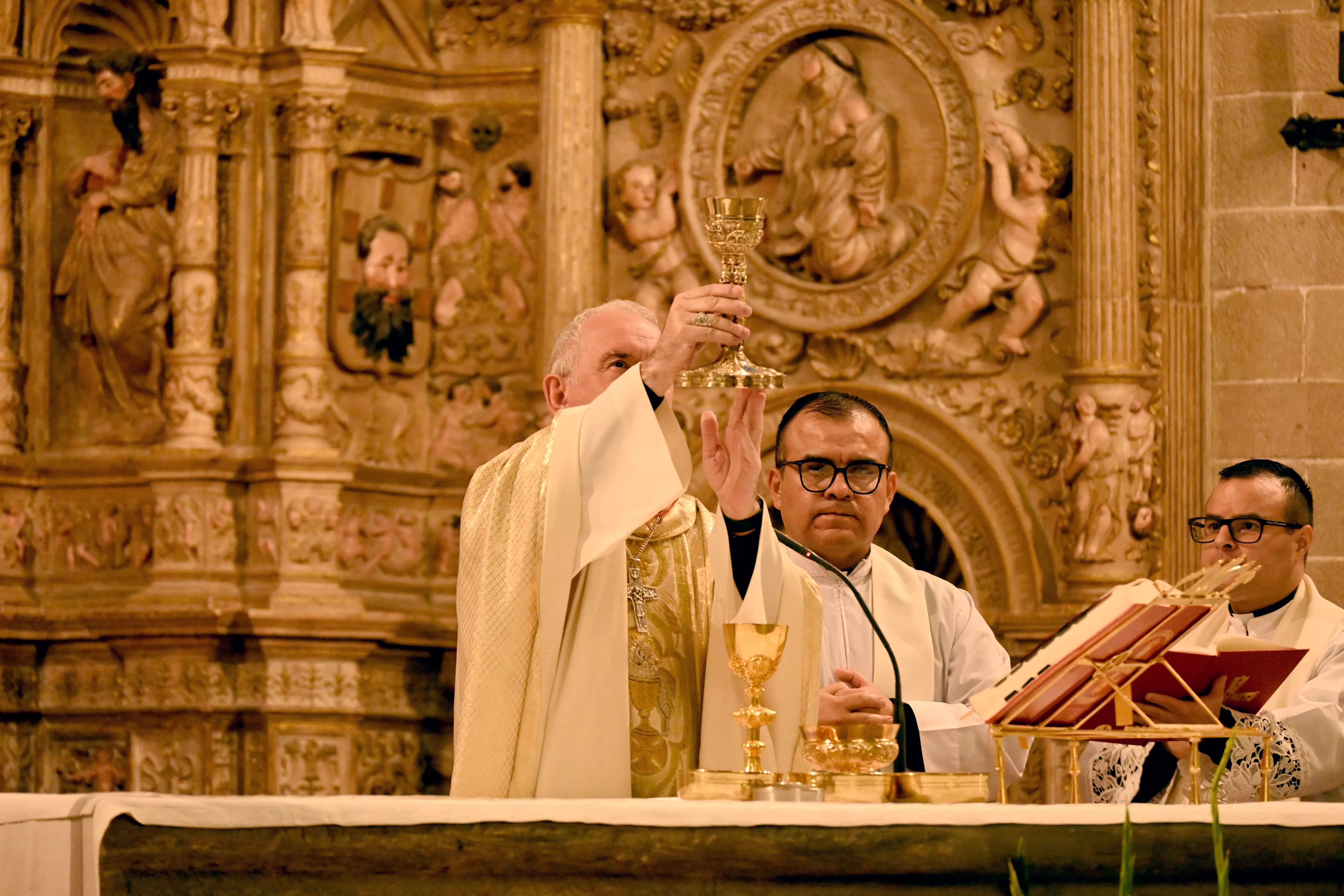 X Aniversario de monseñor Ángel Pérez Pueyo como obispo de Barbastro. Foto Carlos Jalle