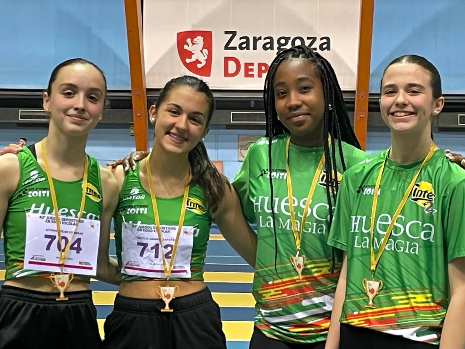 Relevo femenino Zoiti