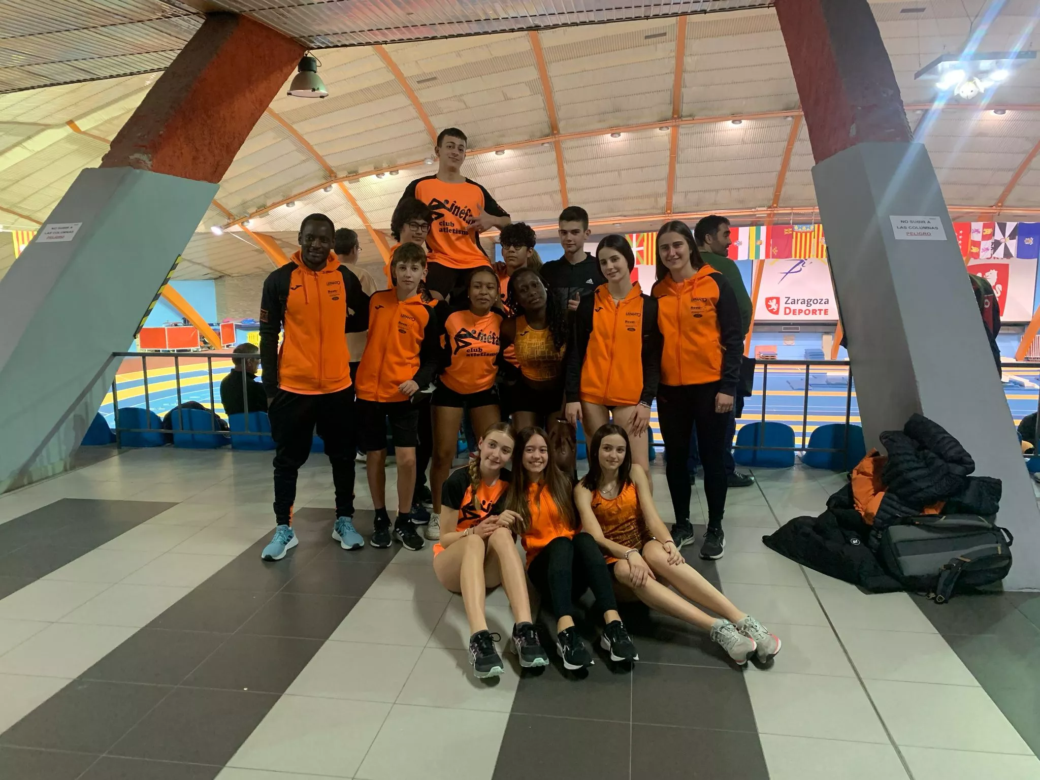 Atletas del CA Binéfar