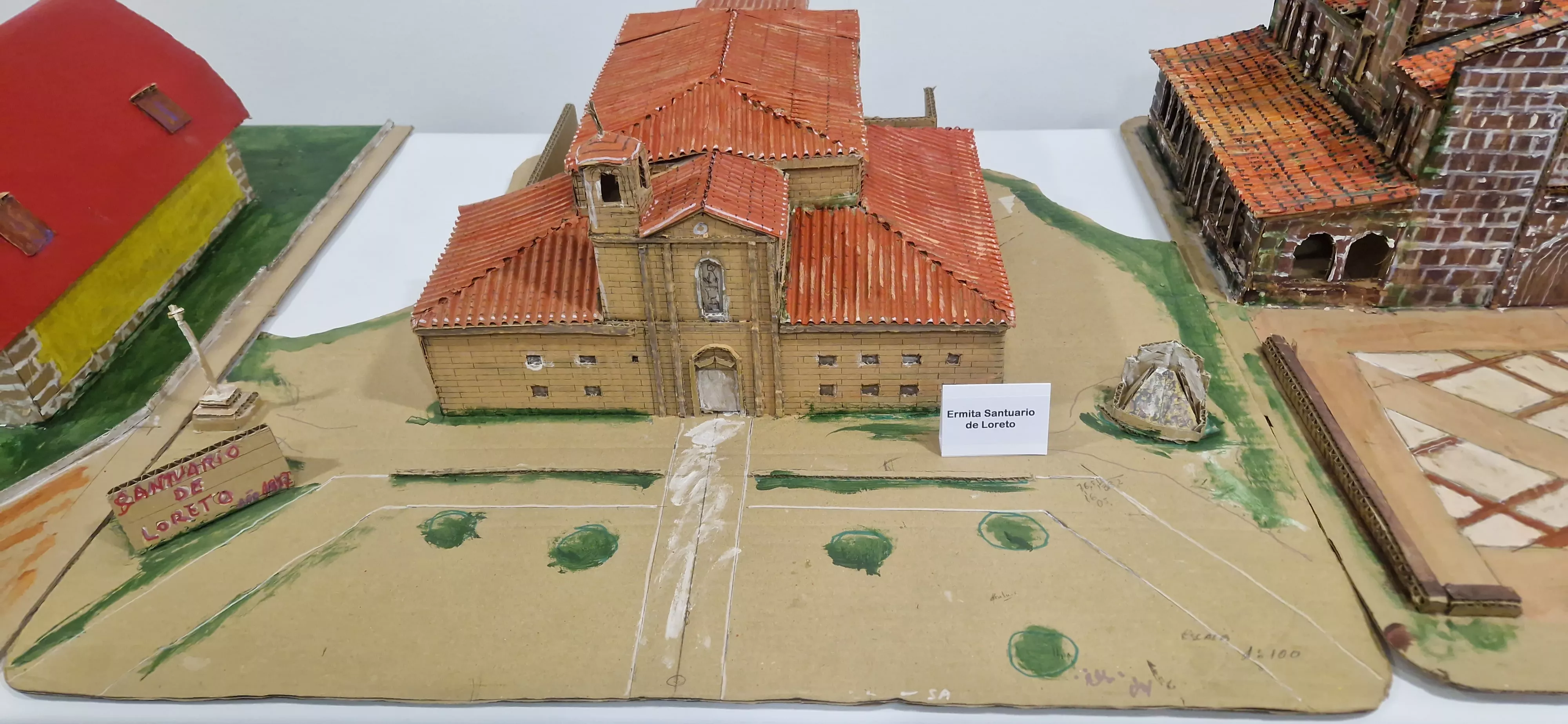 Exposición de maquetas de Alfredo Bautista Moreno en la Biblioteca Ramón J. Sender. Foto Myriam Martínez