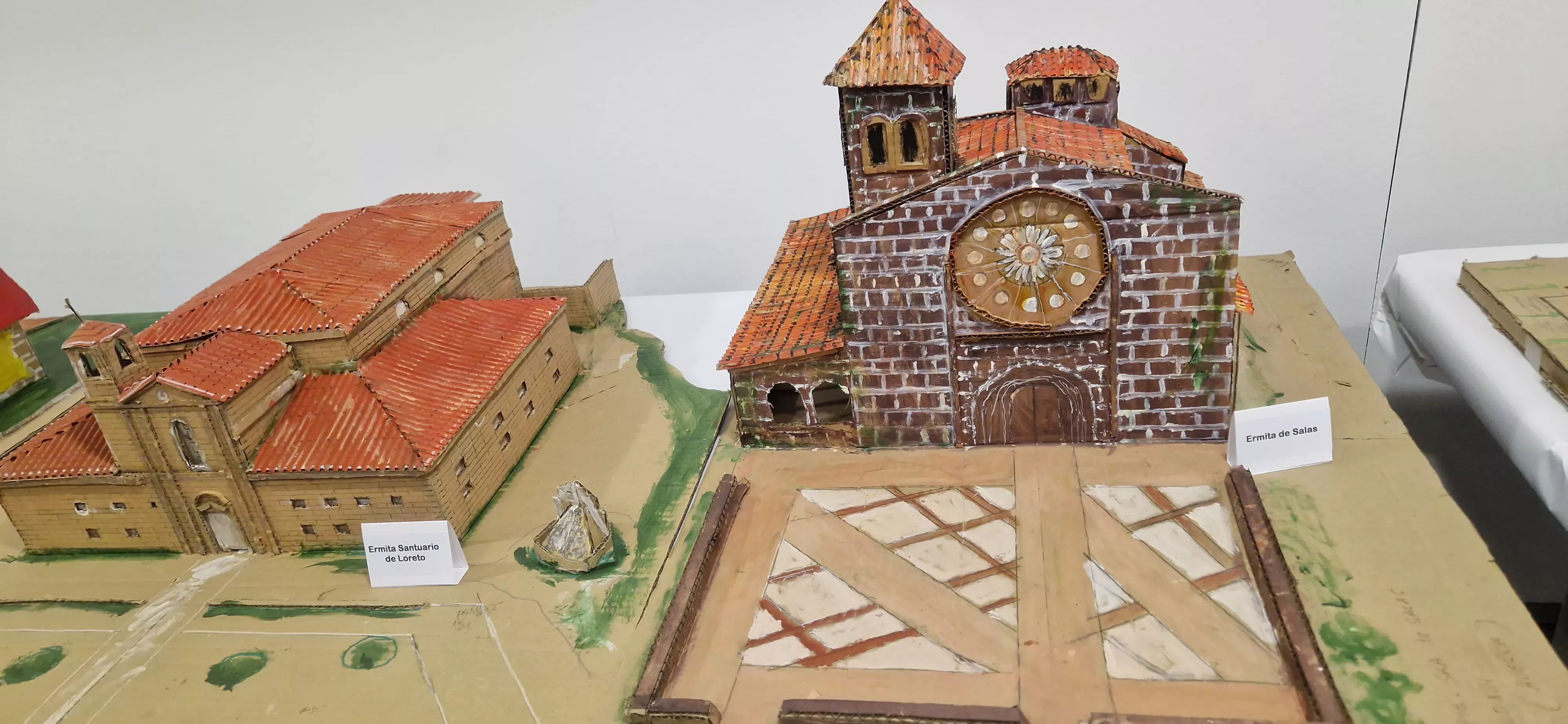 Exposición de maquetas de Alfredo Bautista Moreno en la Biblioteca Ramón J. Sender. Foto Myriam Martínez