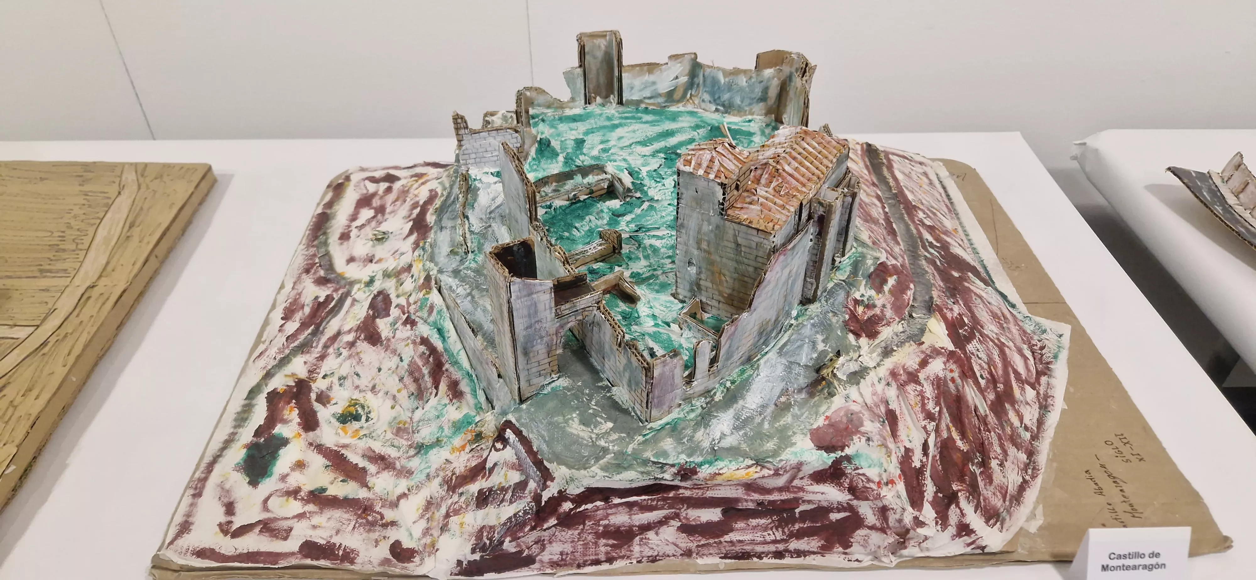 Exposición de maquetas de Alfredo Bautista Moreno en la Biblioteca Ramón J. Sender. Foto Myriam Martínez