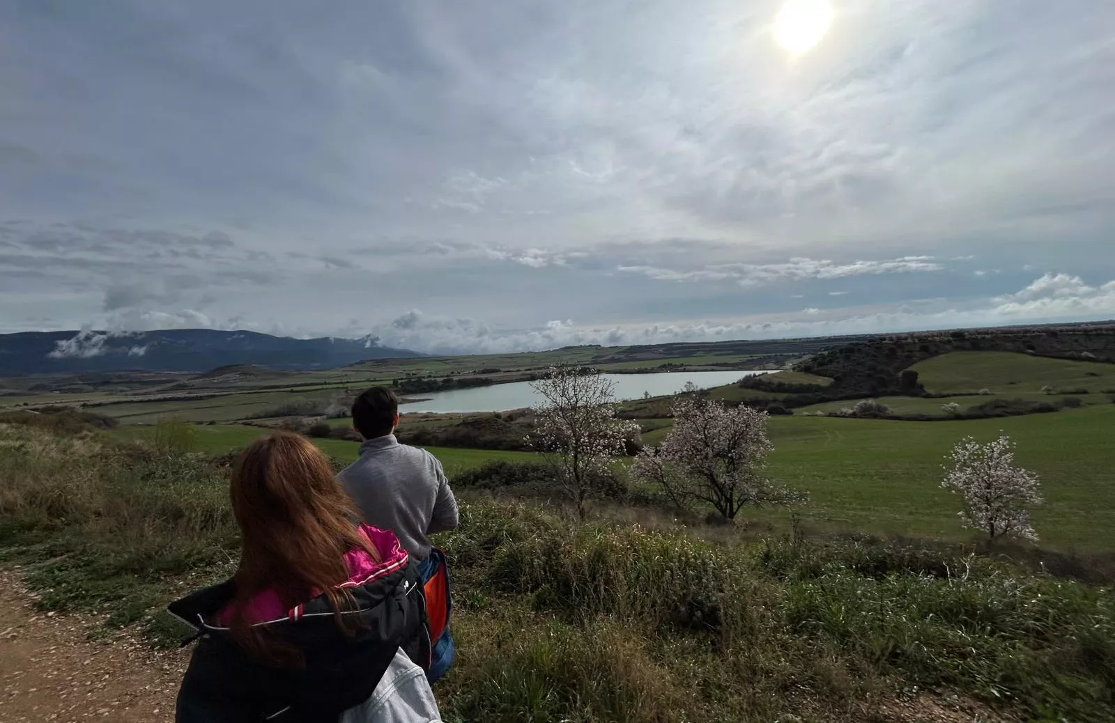 Jornada del domingo de la VIII Caminata en la Flor del Almendro de Ayerbe.