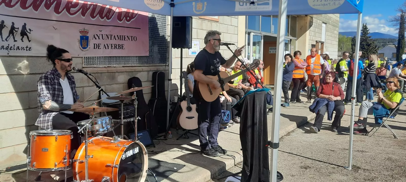 Jornada del domingo de la VIII Caminata en la Flor del Almendro de Ayerbe.