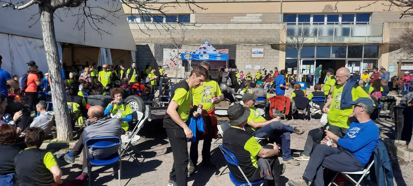Jornada del domingo de la VIII Caminata en la Flor del Almendro de Ayerbe.