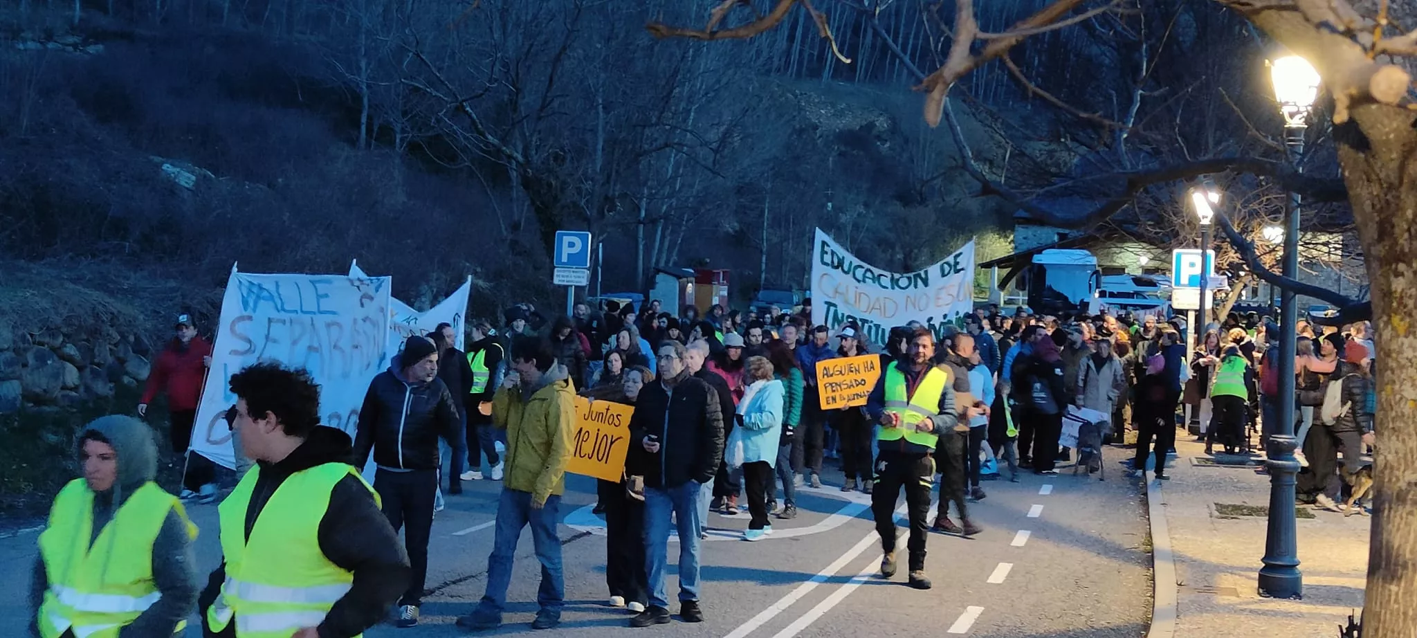 Nueva movilización para defender la unidad educativa del IES Castejón de Sos.