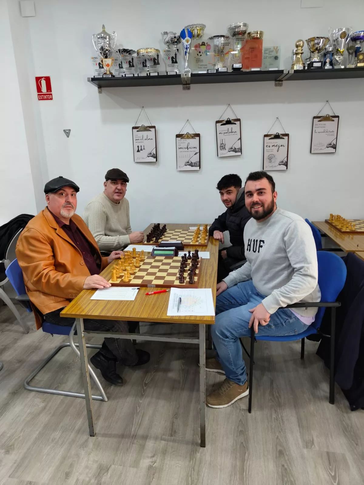 L'Aurora Estadilla de Preferente lidera su grupo en solitario.