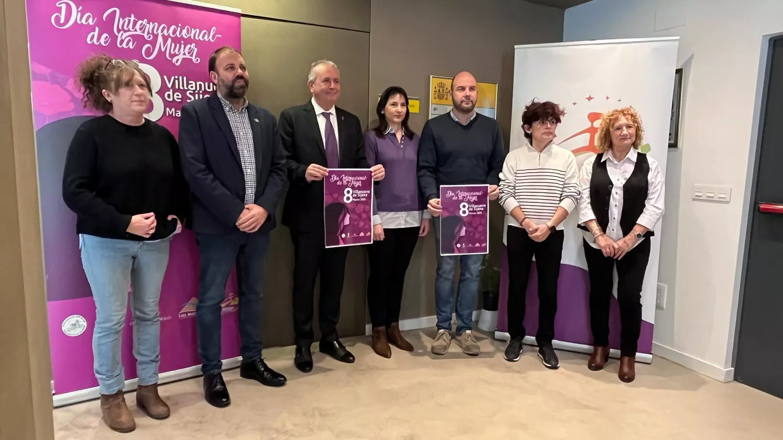 Asistentes a la presentación de los actos del 8M de la Coordinadora de Asociaciones de Mujeres de Monegros, que celebra 25 años. Asistentes a la presentación de los actos del 8M de la Coordinadora de Asociaciones de Mujeres de Monegros, que celebra 25 años.