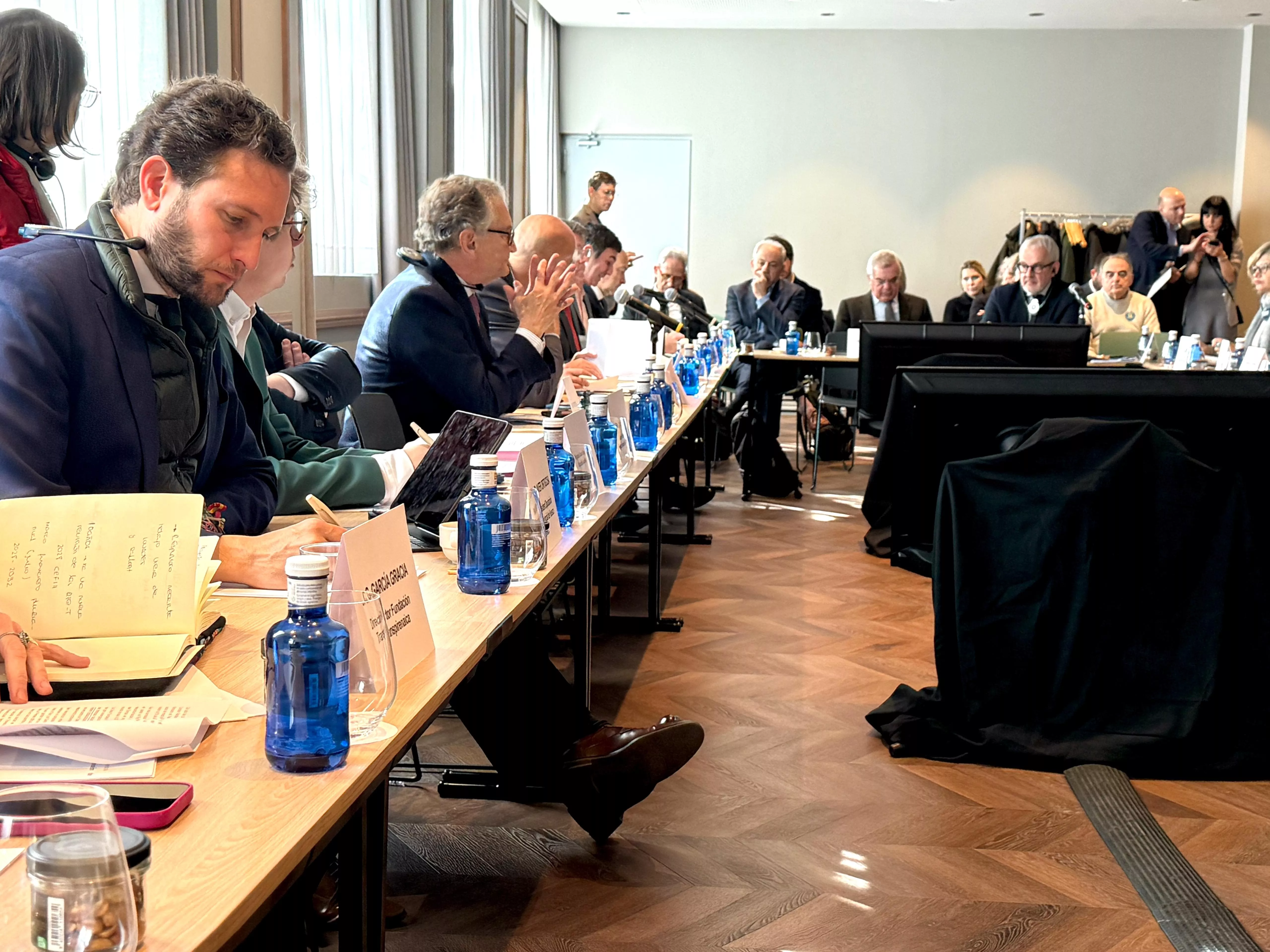 Isaac Claver ha intervenido en la mesa redonda organizada en Canfranc ante la comisión de Transportes del Parlamento Europeo.