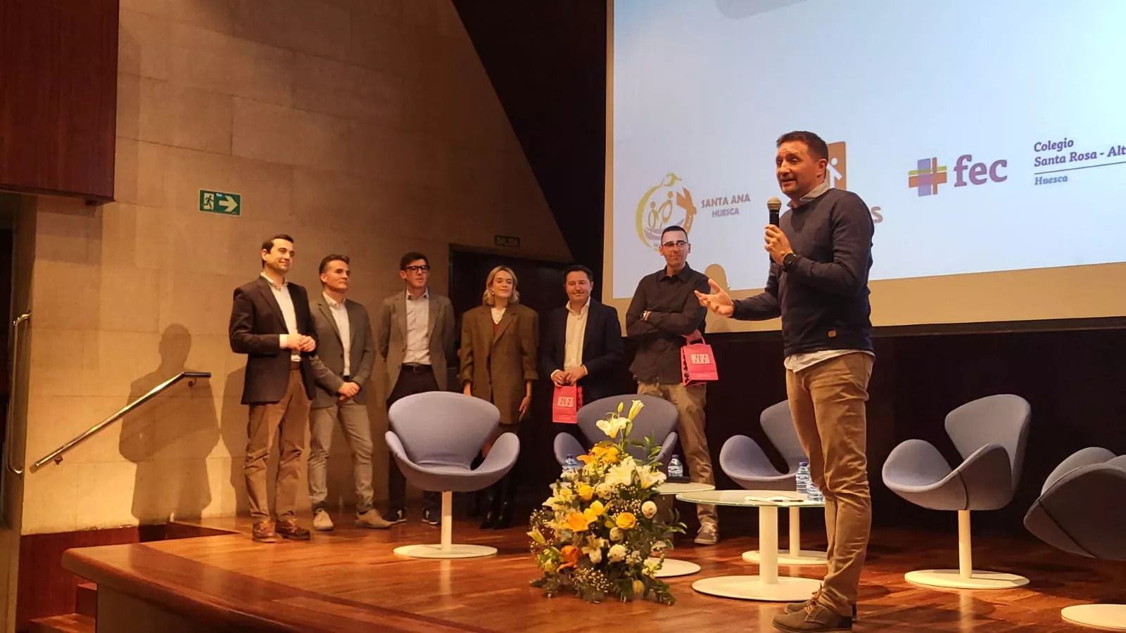 Presentación de la campaña conjunta de los cuatro colegios concertados de Huesca