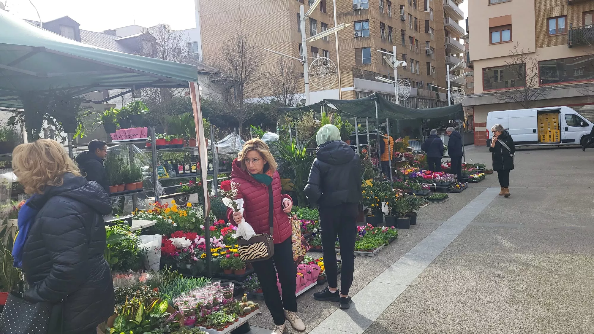 Mercado Agroecológico en la Plaza de San Antonio de Huesca