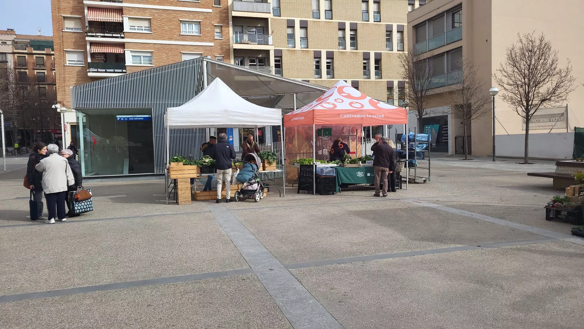 Mercado Agroecológico en la Plaza de San Antonio de Huesca