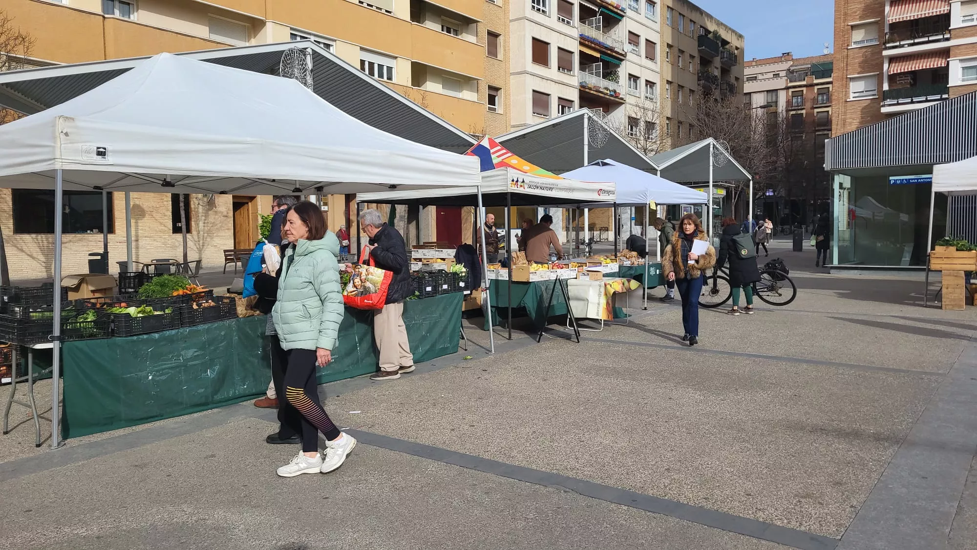 Mercado Agroecológico en la Plaza de San Antonio de Huesca