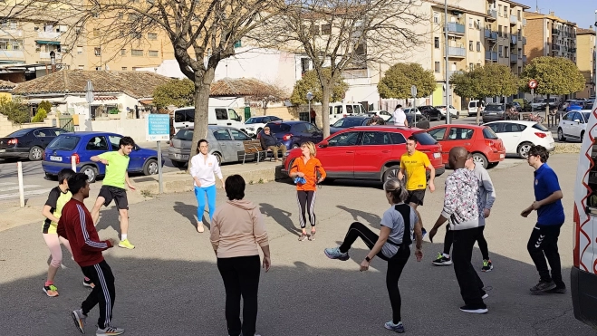 Miembros del Equipo Deportivo de Arcadia, preparando la Ruta 091.