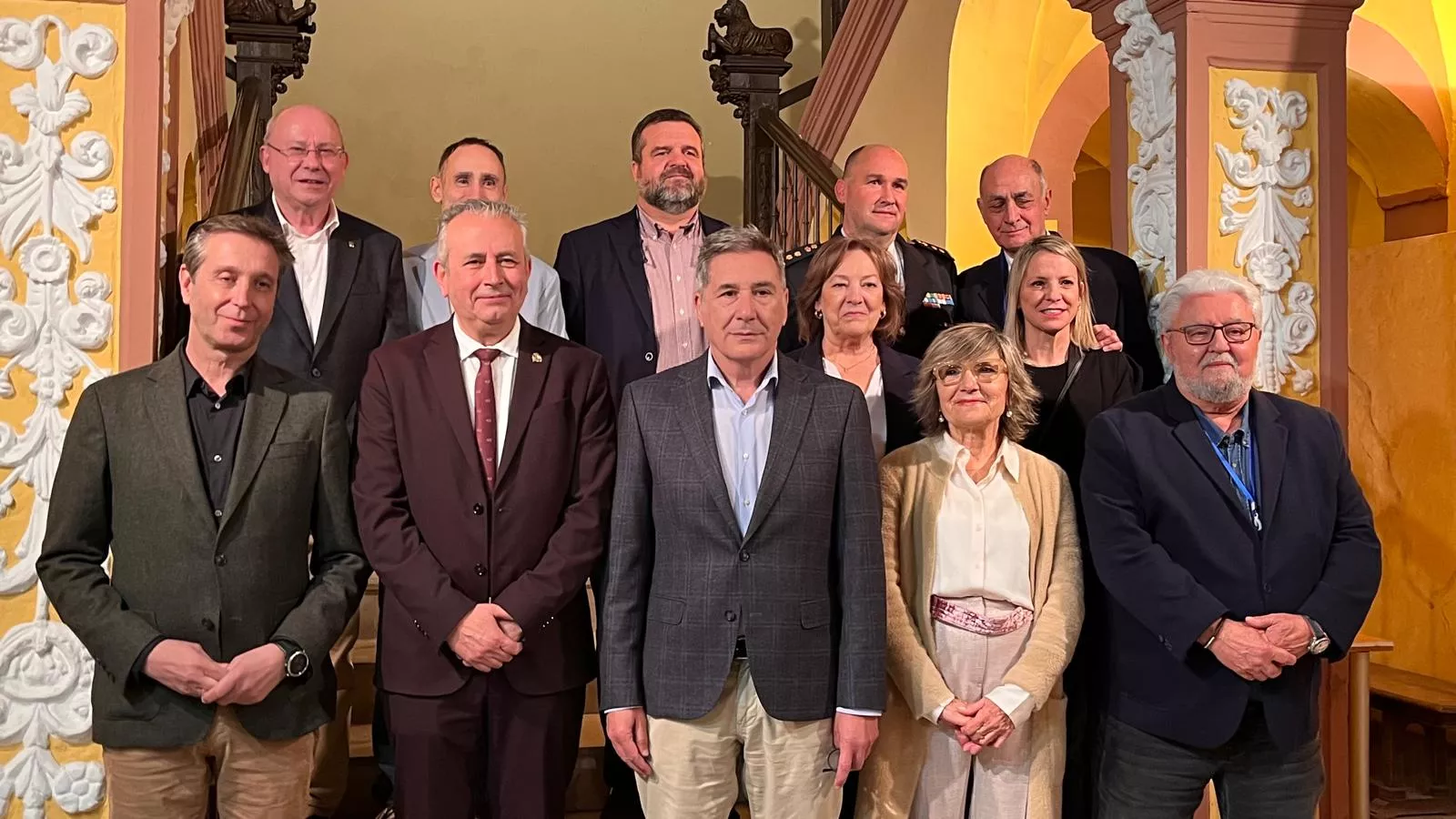 Recepción en Huesca a miembros de asociaciones del Camino de Santiago. Foto Mercedes Manterola