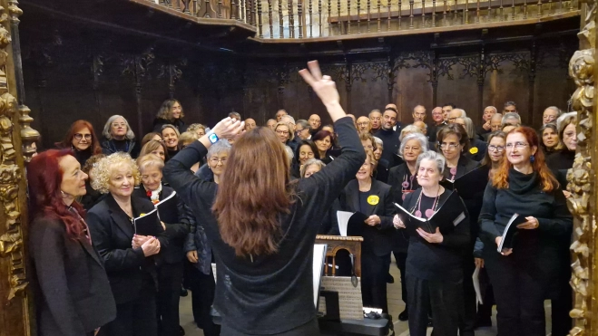 Encuentro de Coros de Huesca, Zaragoza y Las Palmas en San Pedro el Viejo. Foto Myriam Martínez Encuentro de Coros de Huesca, Zaragoza y Las Palmas en San Pedro el Viejo. Foto Myriam Martínez