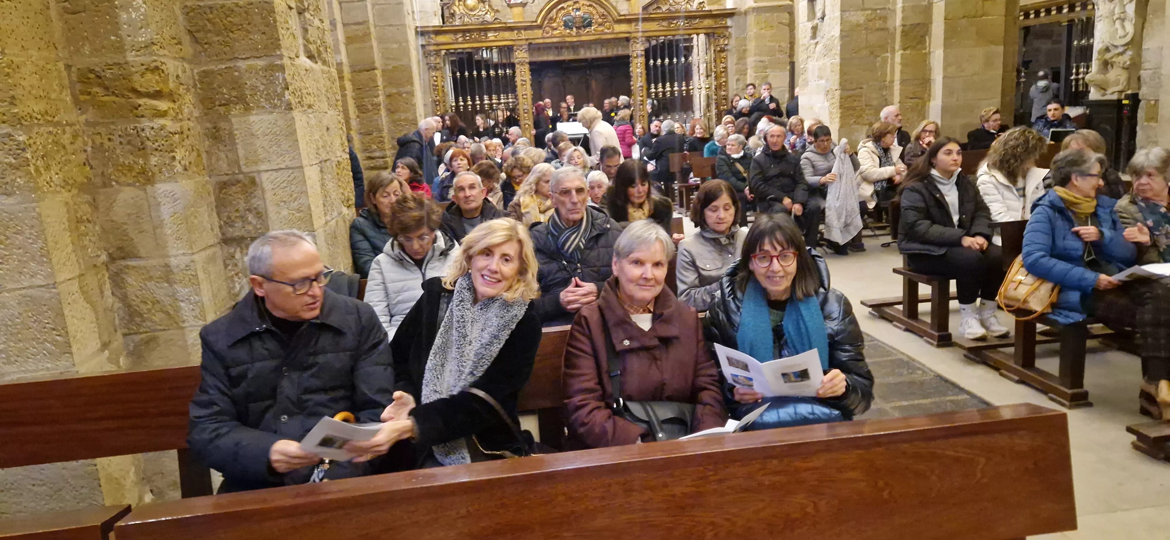 Encuentro de Coros de Huesca, Zaragoza y Las Palmas en San Pedro el Viejo. Foto Myriam Martínez