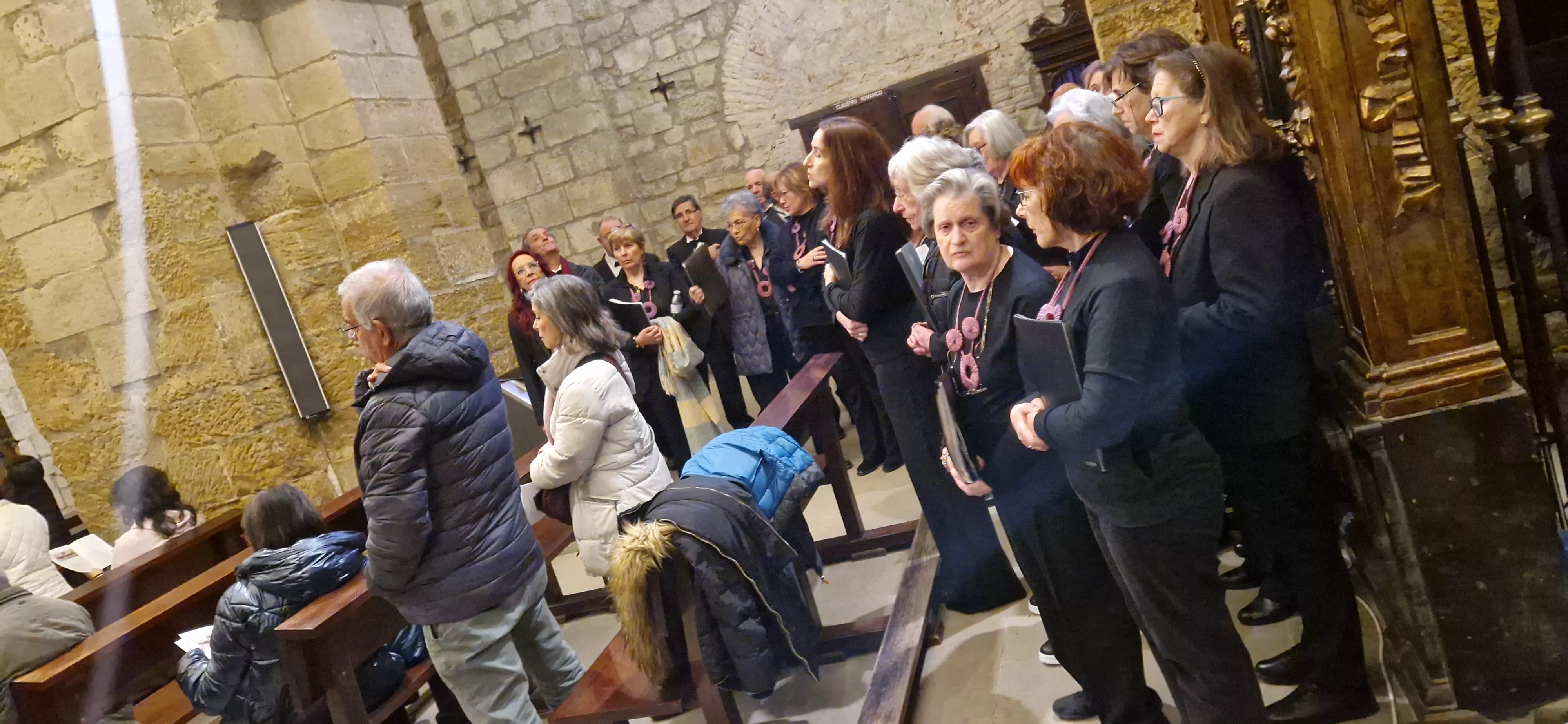 Encuentro de Coros de Huesca, Zaragoza y Las Palmas en San Pedro el Viejo. Foto Myriam Martínez