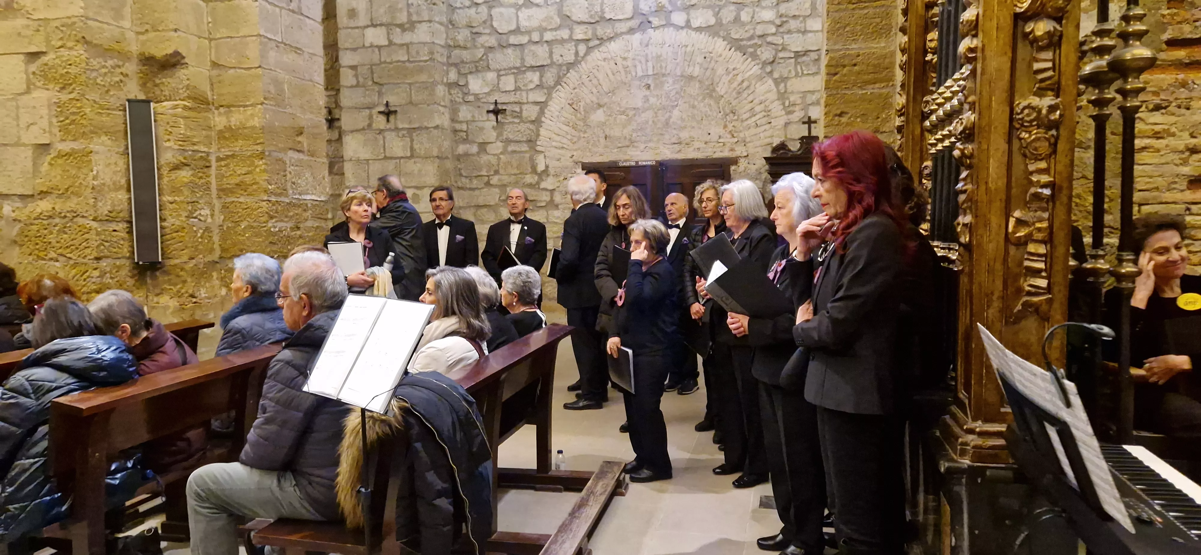 Encuentro de Coros de Huesca, Zaragoza y Las Palmas en San Pedro el Viejo. Foto Myriam Martínez