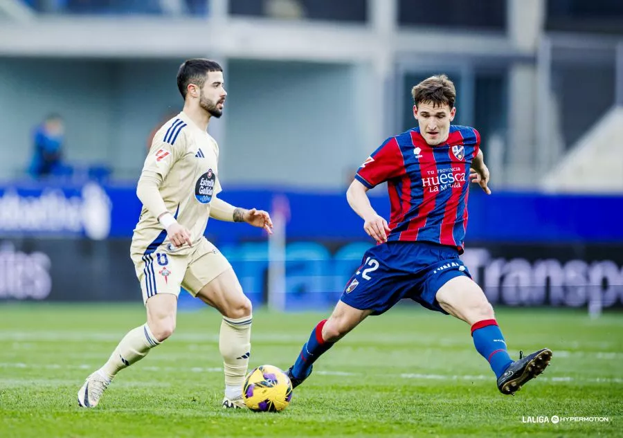 Kortajarena, inconmensurable. Hidalgo se ha alegrado enormemente por su gol