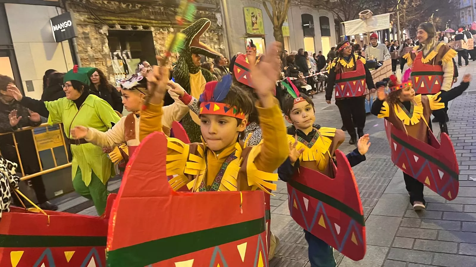 Cabalgata de carnaval 2025 en Huesca. Foto Mercedes Manterola