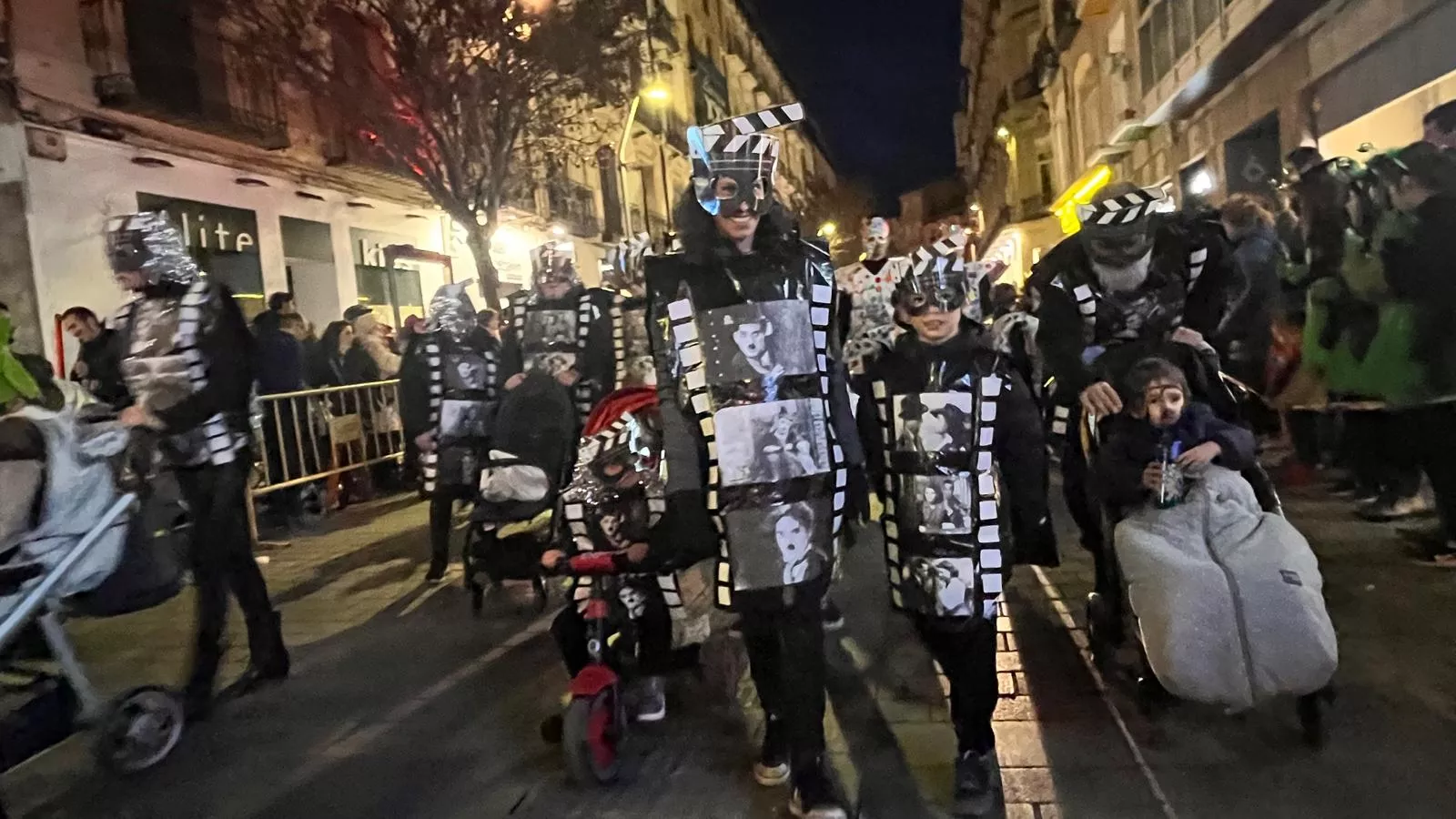 Cabalgata de carnaval 2025 en Huesca. Foto Mercedes Manterola