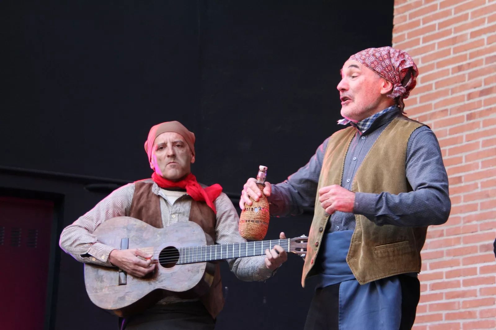 Representación de El bandido Cucaracha en Robres. Foto Carlos Neofato