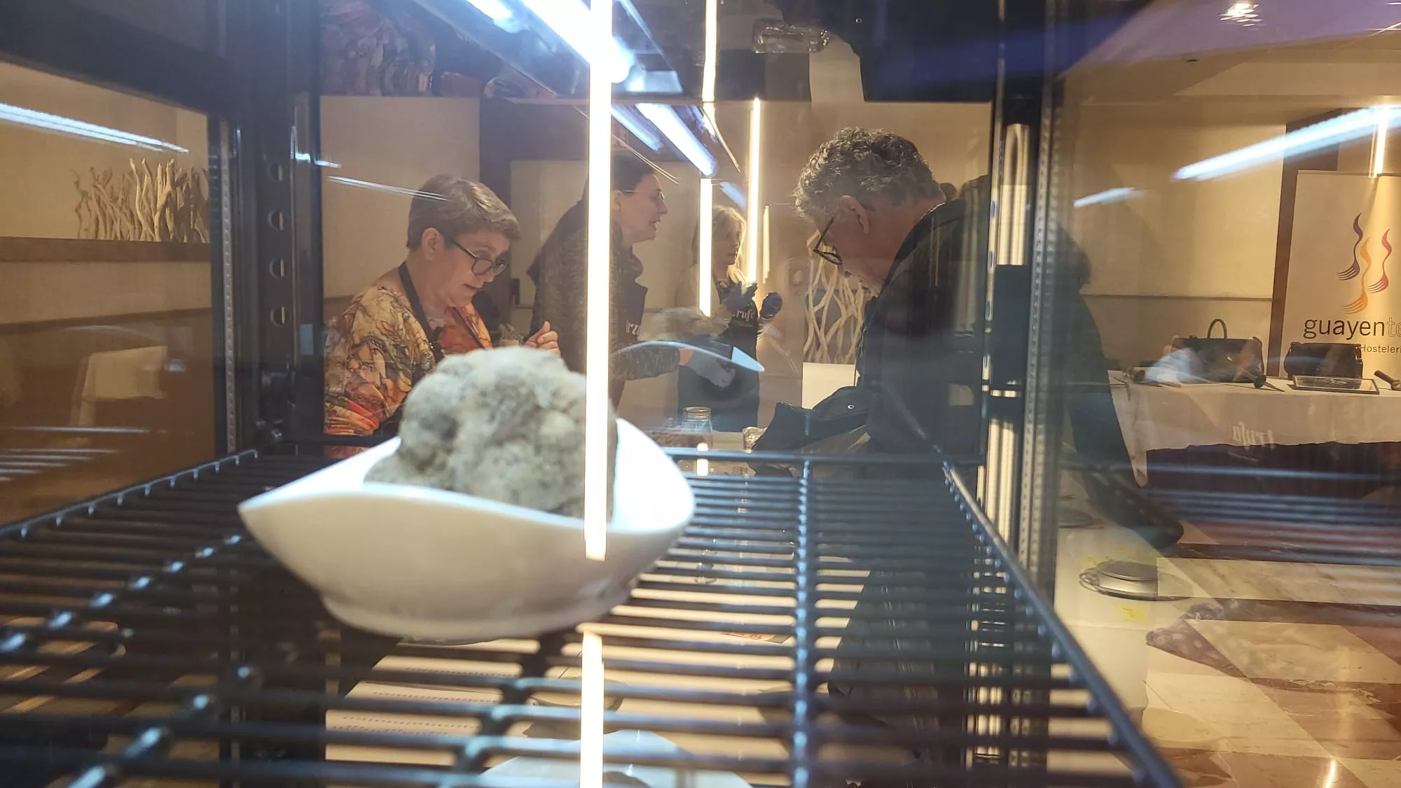 Segunda jornada del Mercado de la Trufa en Huesca