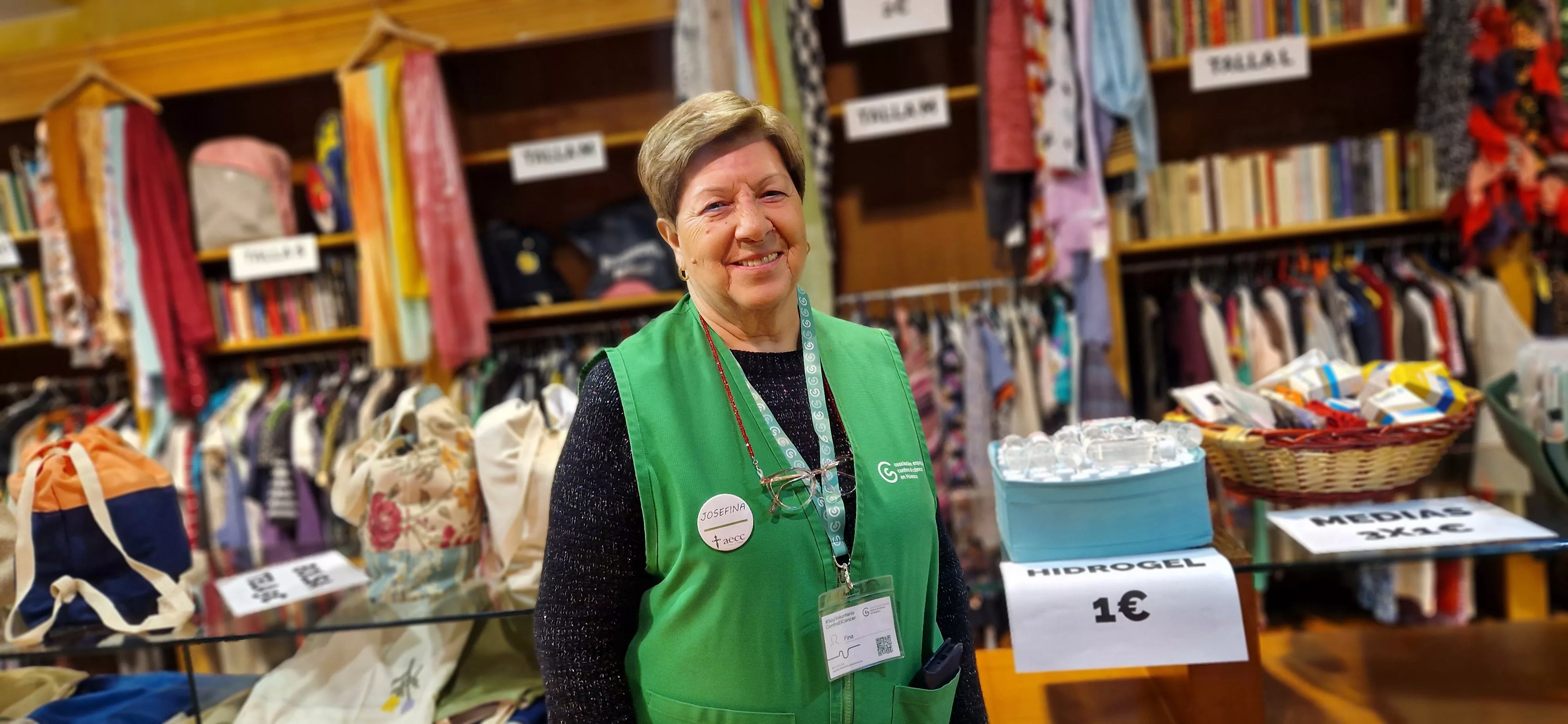 Josefina Gil, voluntaria de la AECC Huesca. Foto Myriam Martínez