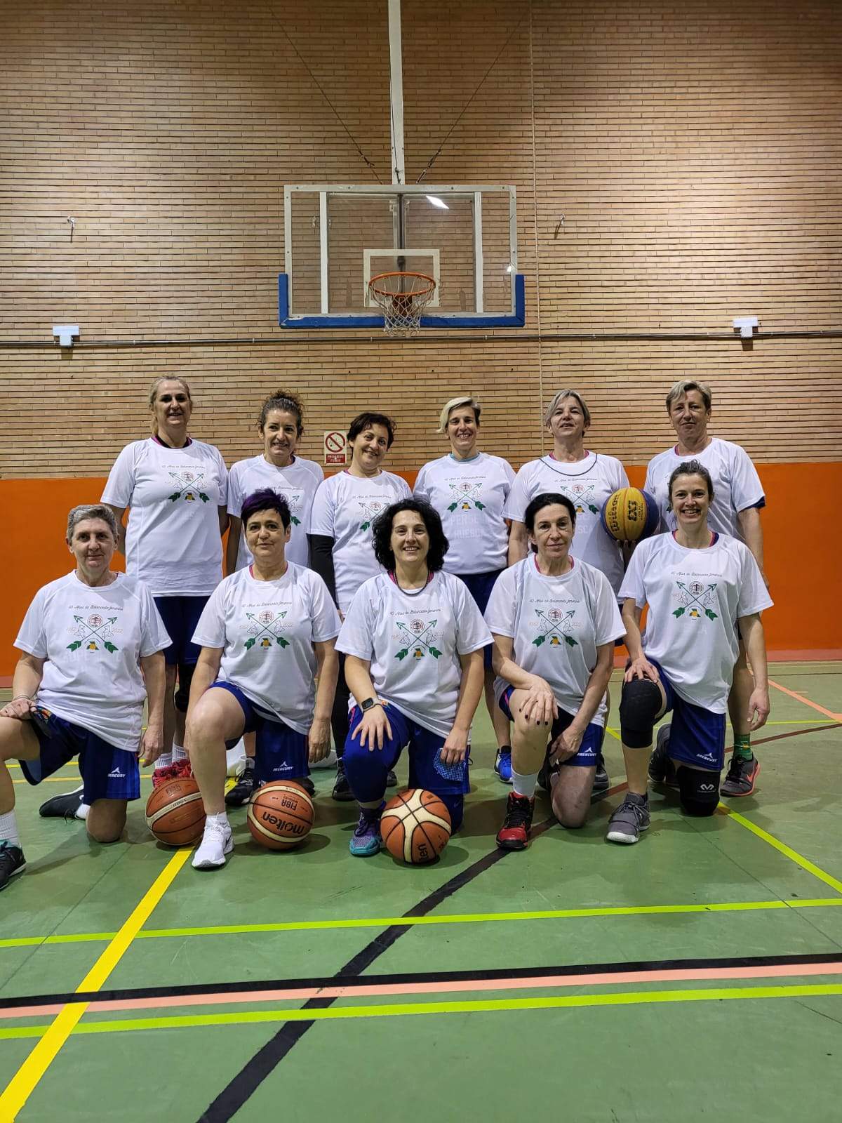 El equipo supersenior del CBF Huesca La Magia
