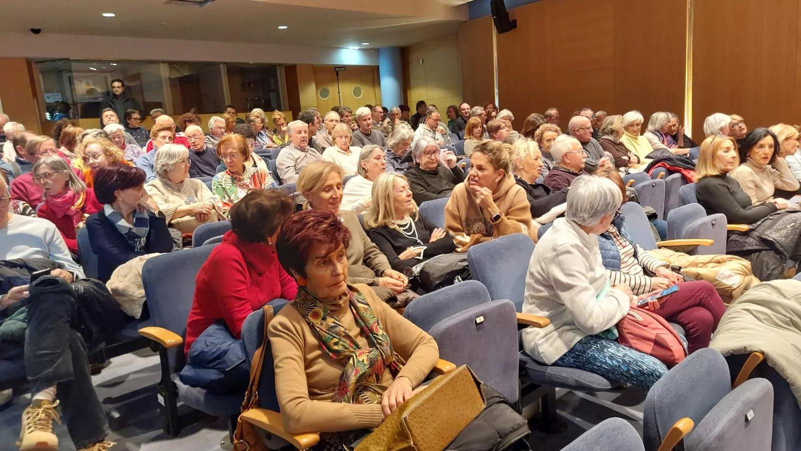 Conferencia de José Antonio Zarzalejos en Ibercaja en el ciclo de la UIMP
