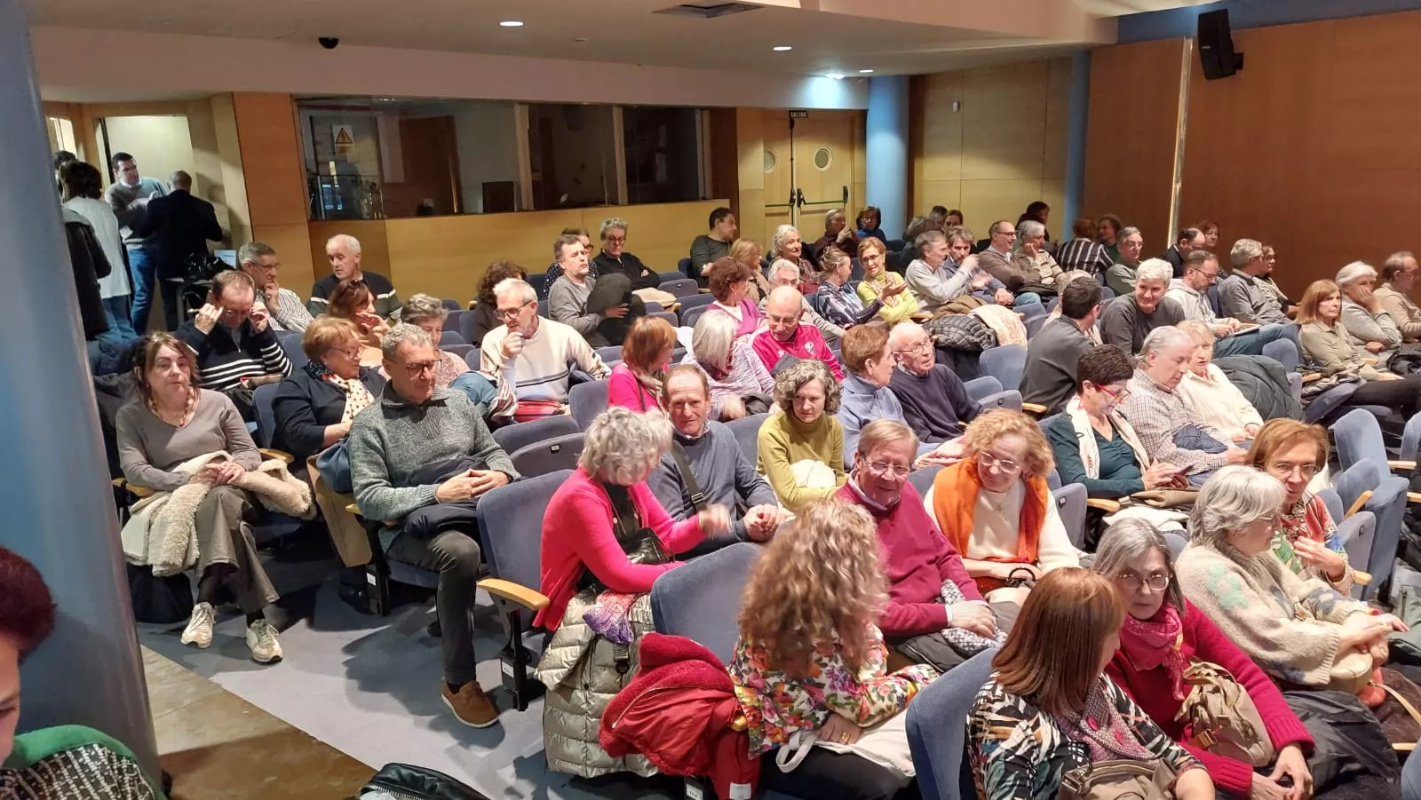 Conferencia de José Antonio Zarzalejos en Ibercaja en el ciclo de la UIMP
