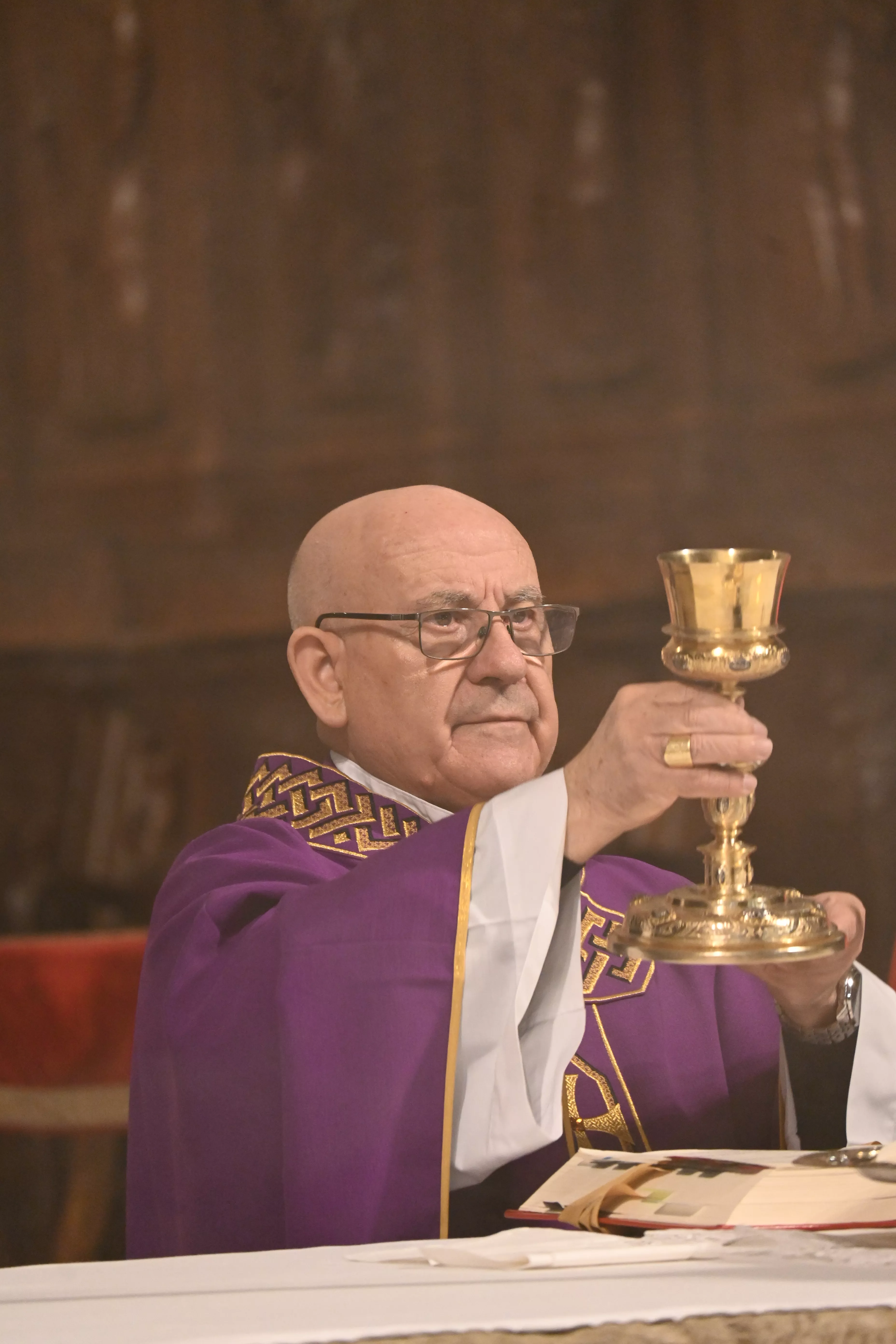 Miércoles de Ceniza en la Catedral de Huesca. Foto Carlos Jalle González