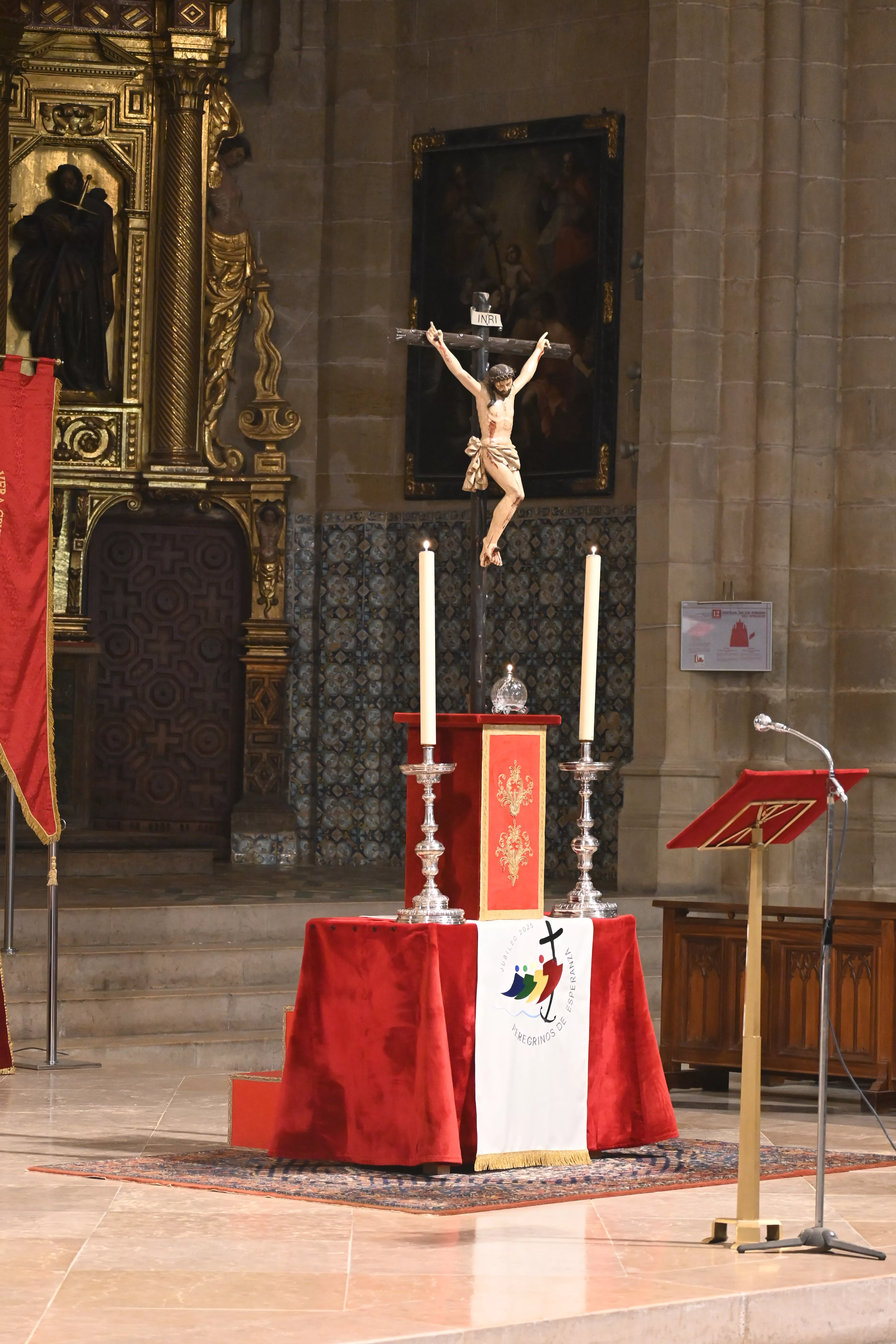 Miércoles de Ceniza en la Catedral de Huesca. Foto Carlos Jalle González