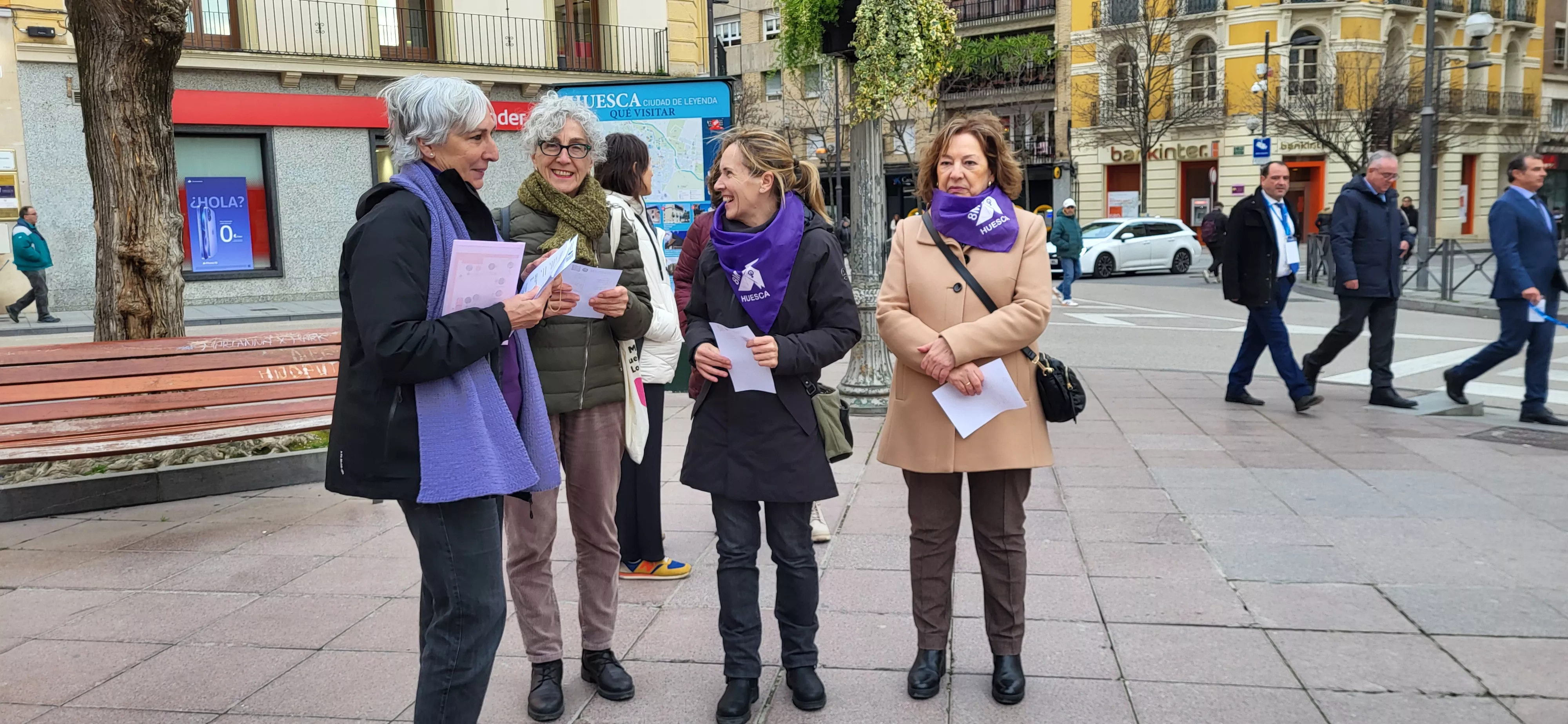 Haka feminista colectiva en Huesca dentro de los actos del 8M. Foto Mercedes Manterola