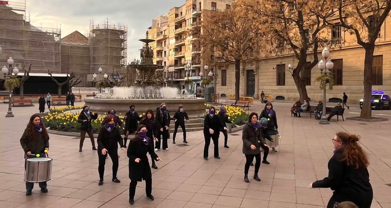 Haka feminista colectiva en Huesca dentro de los actos del 8M. Foto Mercedes Manterola