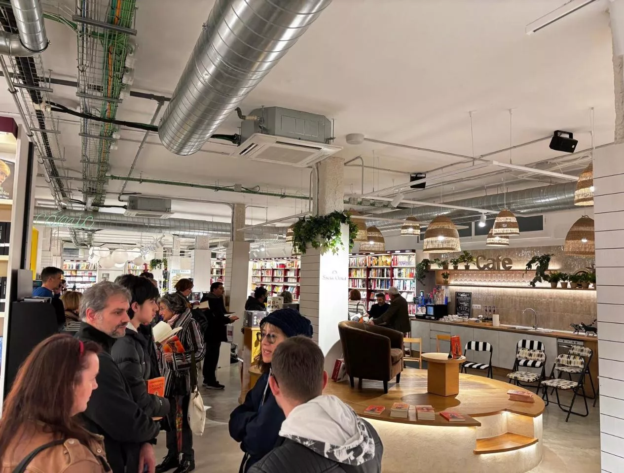 Librería Santos Ochoa.